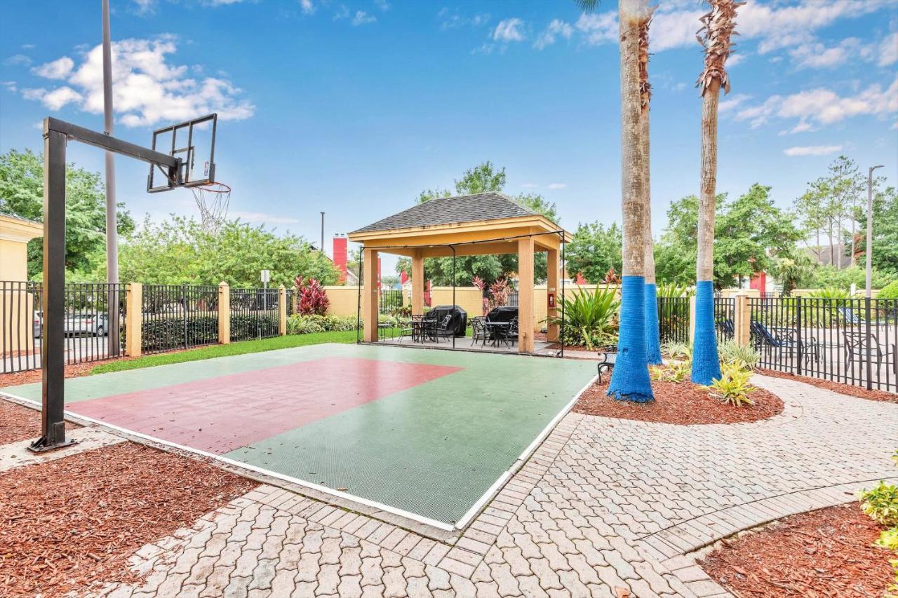 1Br 2 Queens Apt-Hotel With Pool, Hot Tub & Arcade, Near Disney & Universal! Орландо Экстерьер фото